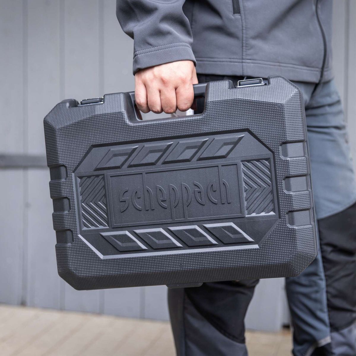 Scheppach-Bohrhammer mit integriertem Schutzschild und Griff für besseren Halt, Produkt DH2260