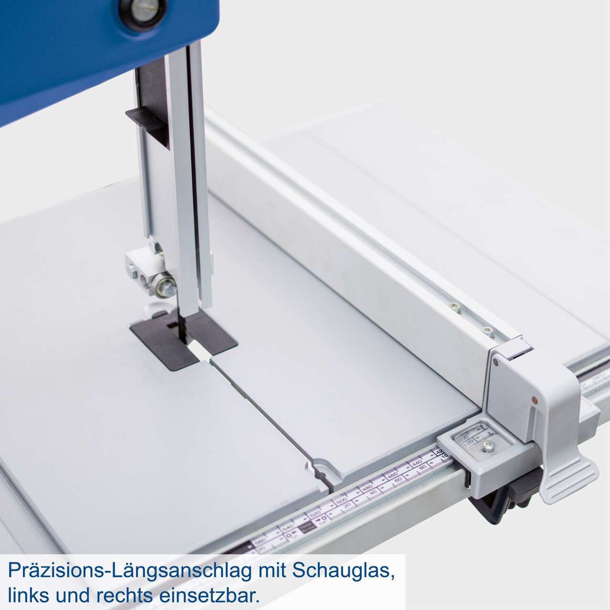 Präzisions-Längsanschlag mit Schauglas, links und rechts einsetzbar.