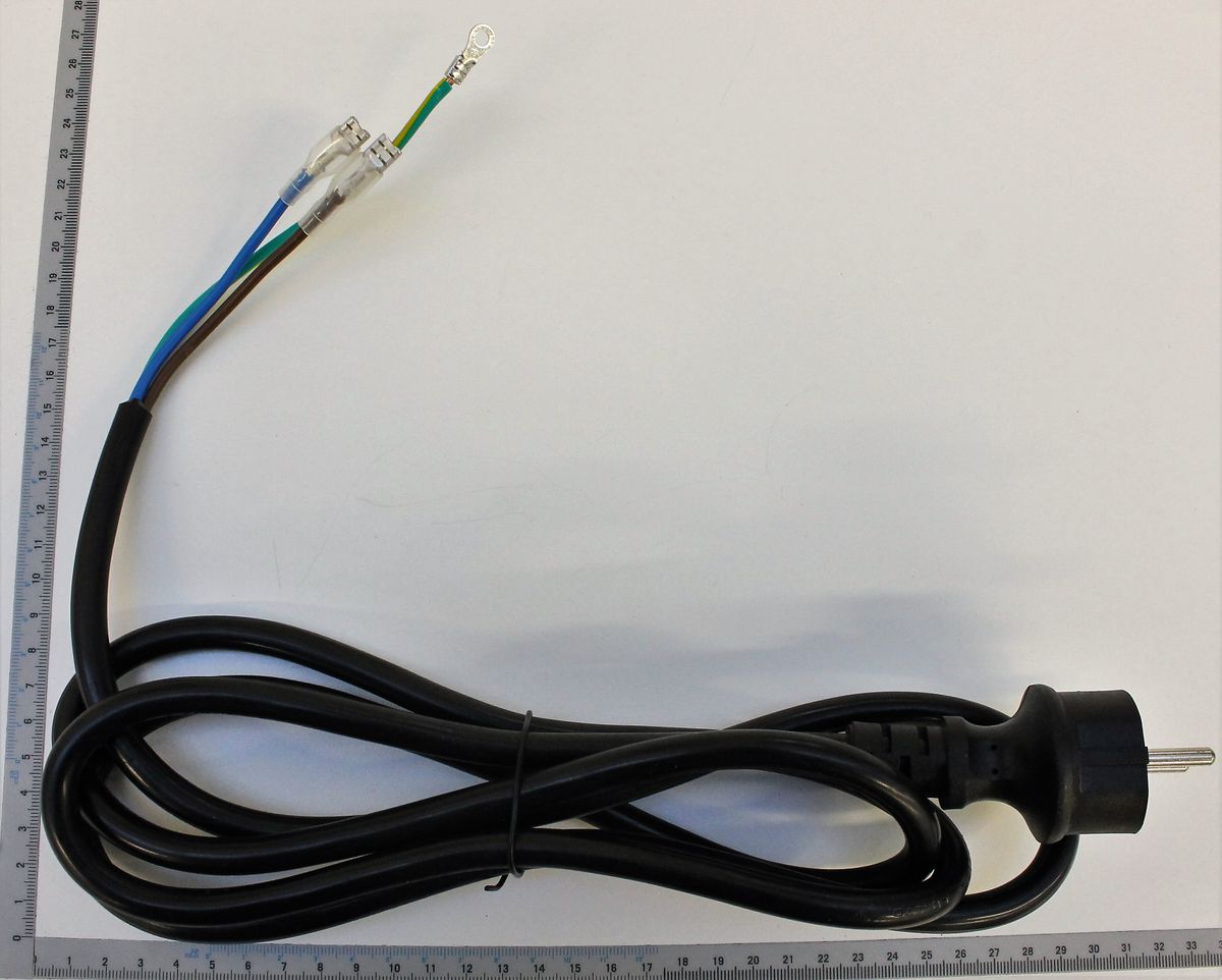 Netzkabel mit Stecker und Kabelanschlüssen für elektrische Geräte