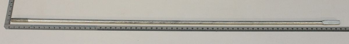 Hubeinstellstange von Scheppach, gezeigt von der Seite auf weißem Hintergrund.