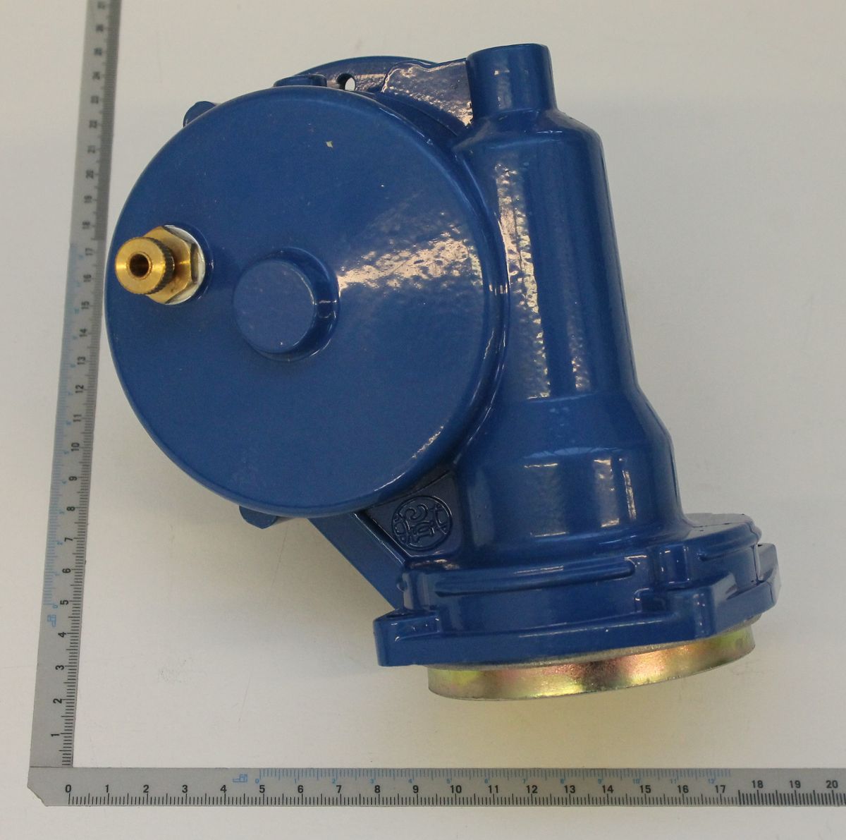 Scheppach Getriebegehäuse mit Anschluss für mechanische Verbindung, Detailansicht