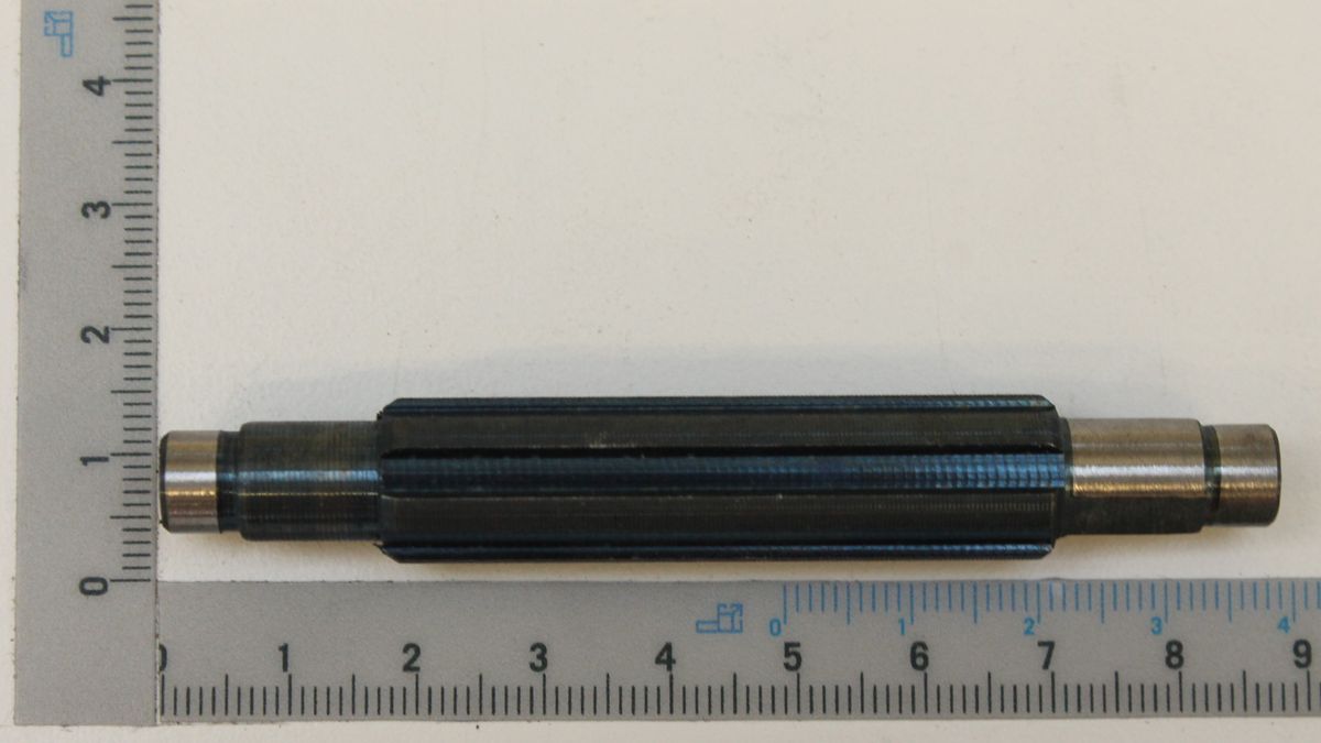 Scheppach-Antriebsspindel mit integrierter Skala, Messinstrument für präzise Drehbewegungen