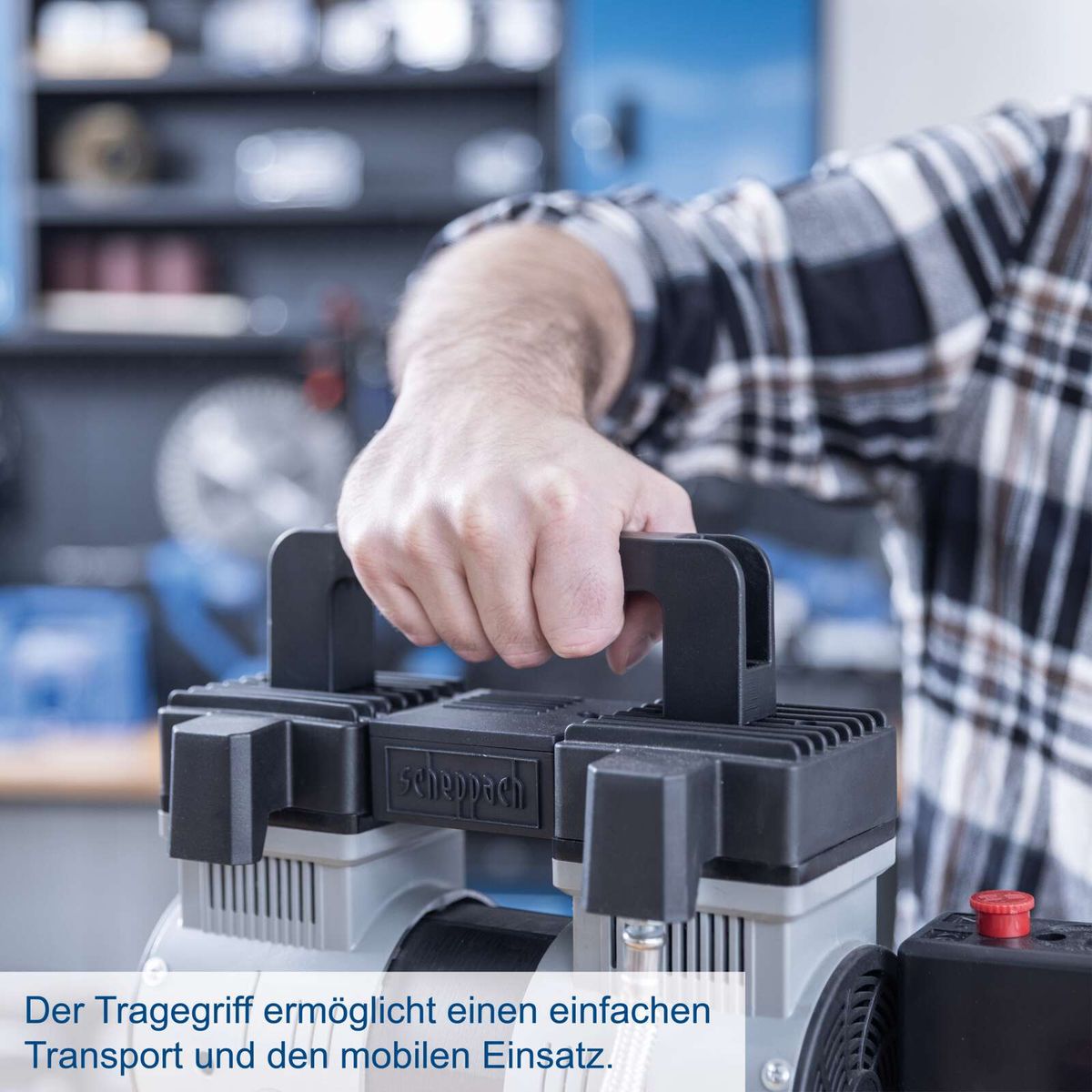 Ergonomischer Traggriff für einfachen Transport und mobilen Einsatz eines Scheppach-Kompressors