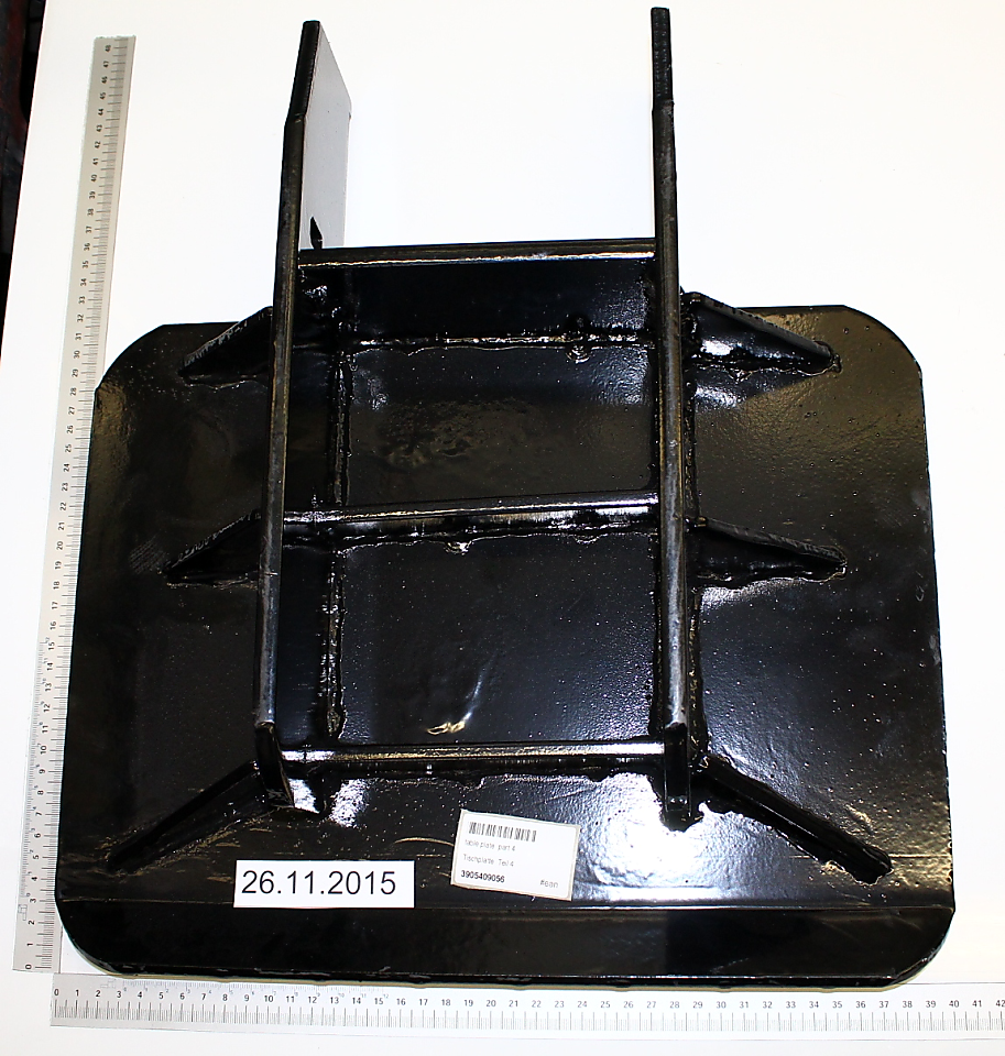 Tischplatte von Scheppach, Teil 4, gezeigt von oben.