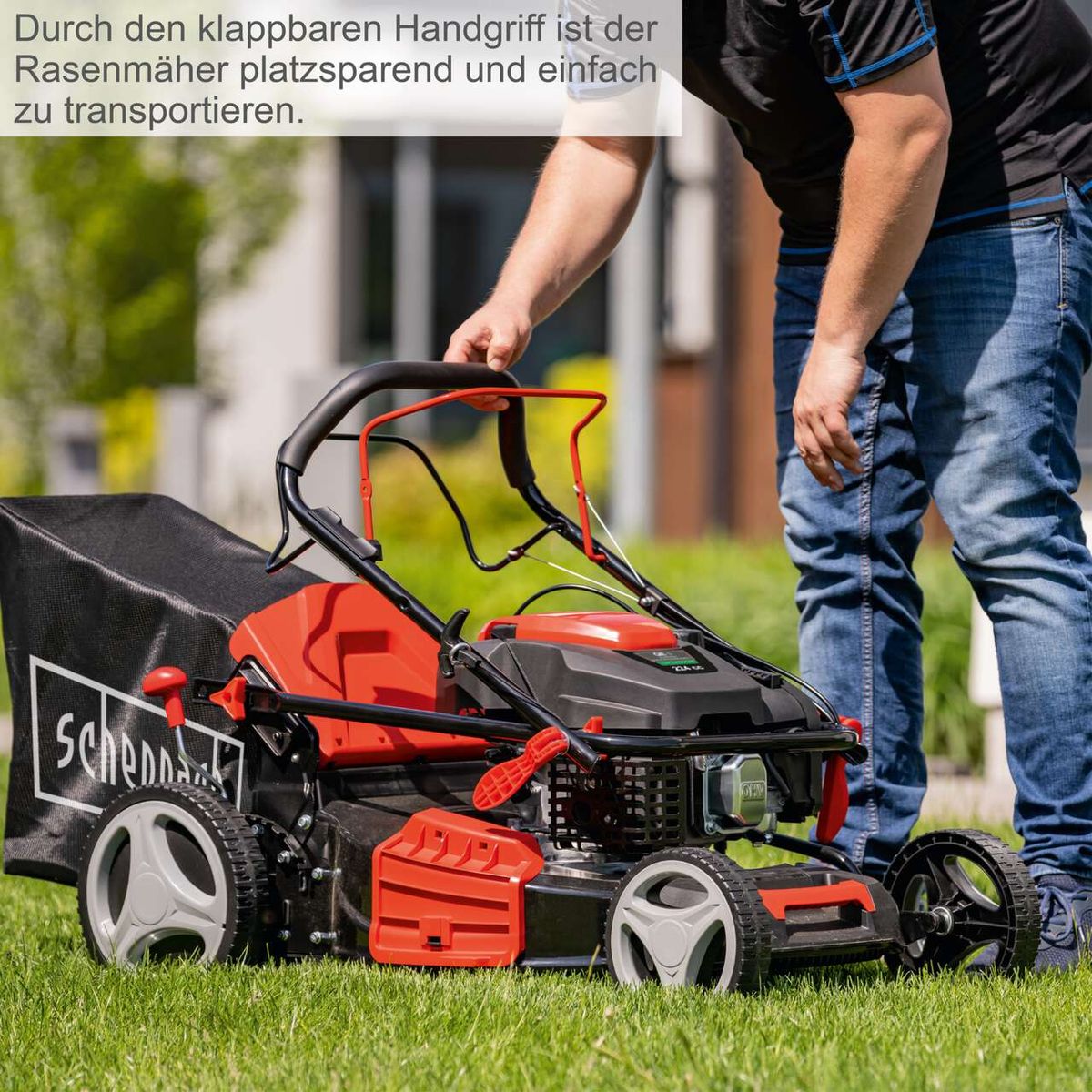 Der Rasenmäher MS225-53 von Scheppach hat einen klappbaren Handgriff für platzsparenden Transport. Der Handgriff ist einfach zu transportieren und platzsparend.