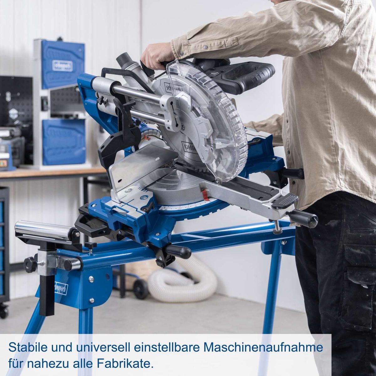 Stabiler und universeller Maschinenaufsatz für die Kappsäge UMF2000 von Scheppach, ideal für präzise Arbeiten.