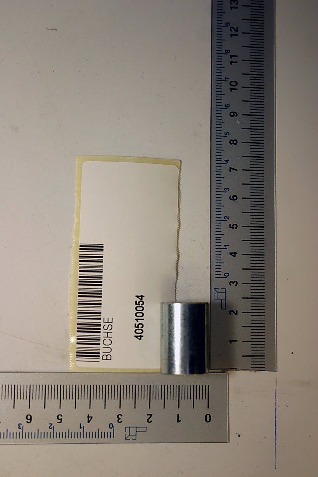 Scheppach-Buchse mit Nummer 40510054, Maßstab für Vergleiche