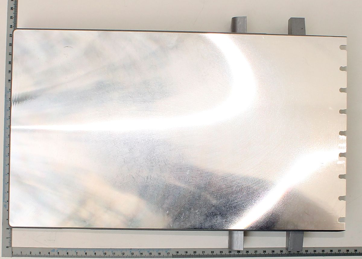 Weißes Brett, Aluminium