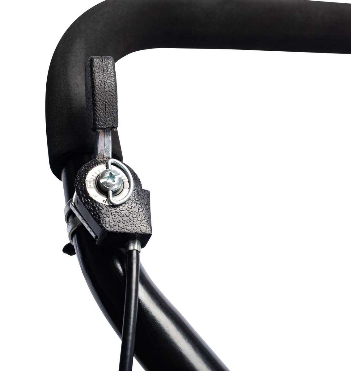 Detailansicht einer Scheppach-Rüttelplatte mit Handgriff und Befestigungselementen