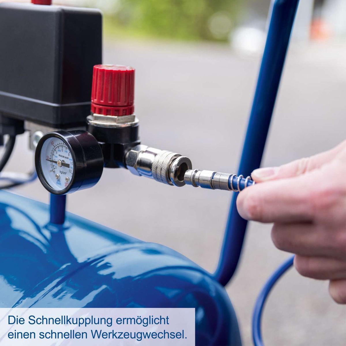 Schnellkupplung für schnellen Werkzeugwechsel an Kompressor HC52Si Scheppach