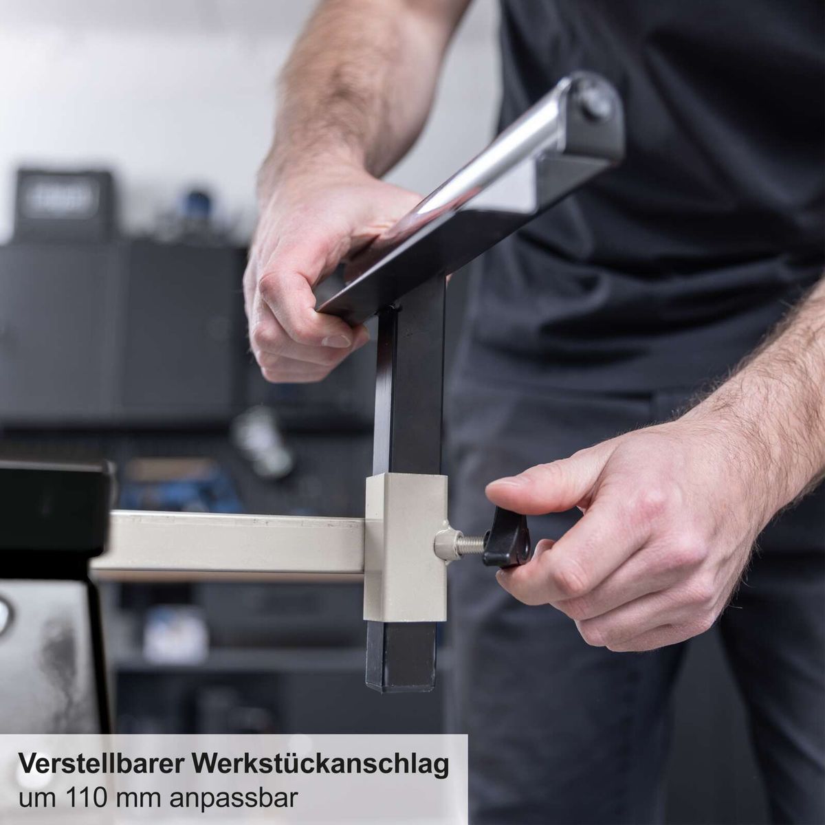 Verstellbarer Werkstückanschlag mit 110 mm Anpassungsmöglichkeit für präzise Positionierung