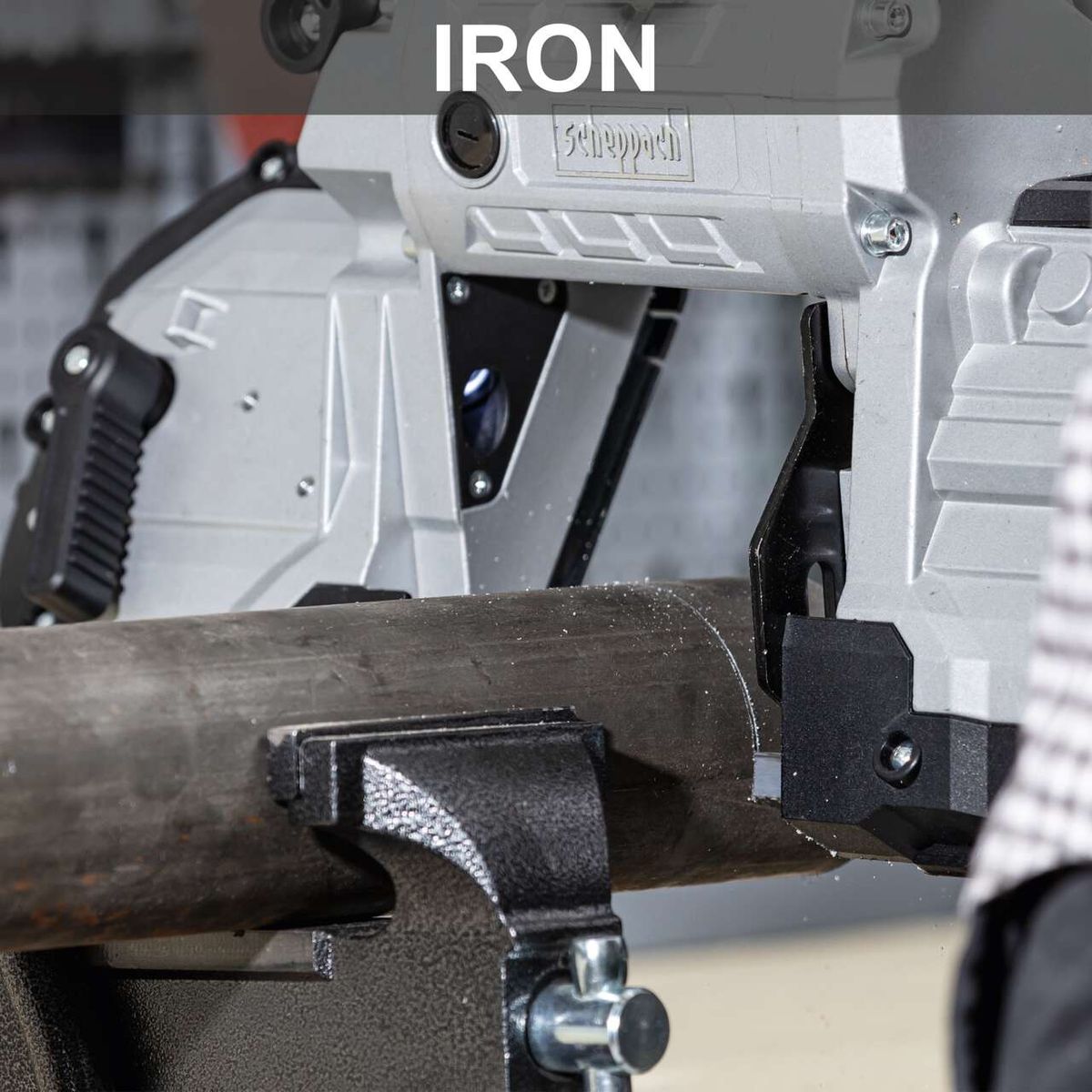 Metal Band Saw MBS1200 featuring a robust cast housing and precise guide for clean cuts. Equipped with a powerful 1200W motor and 45° cuts up to 127mm. Perfect for precise metalworking.