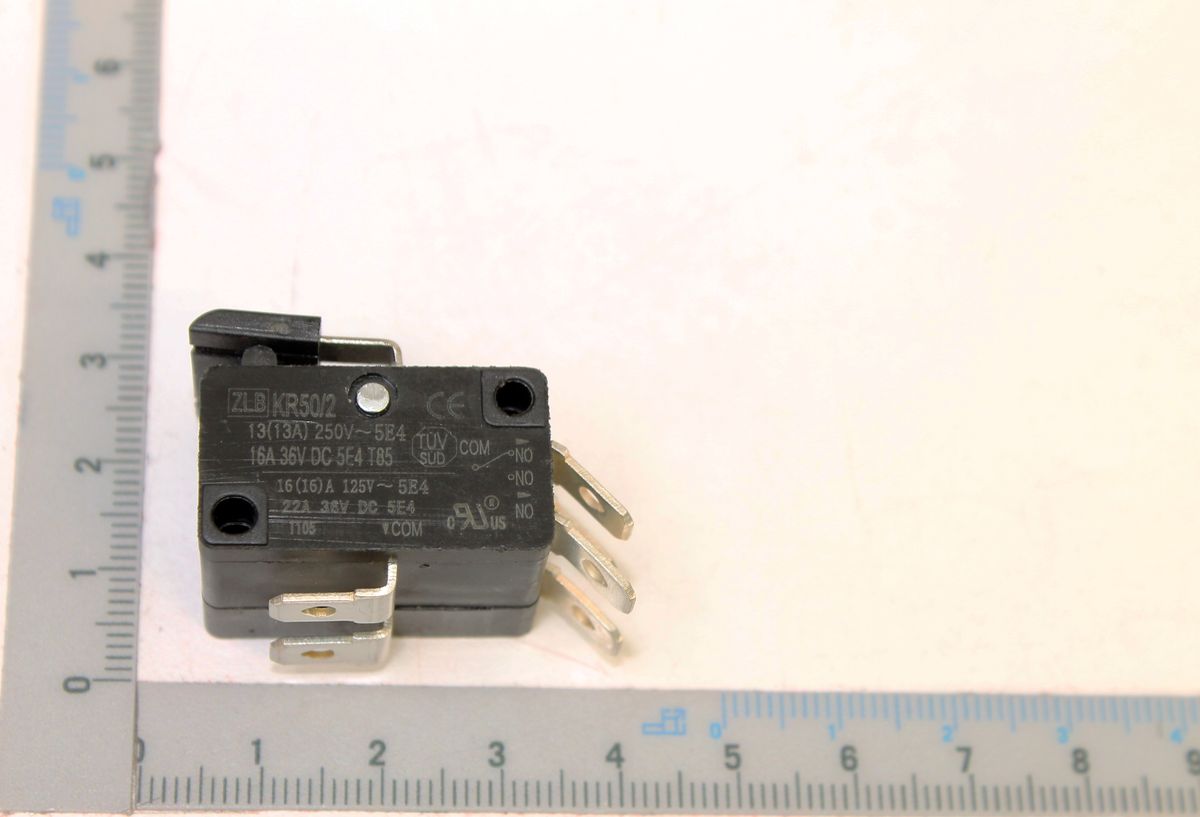 Endschalter (KR50/2) mit Anschlussklemmen und Beschriftung für technische Anwendung