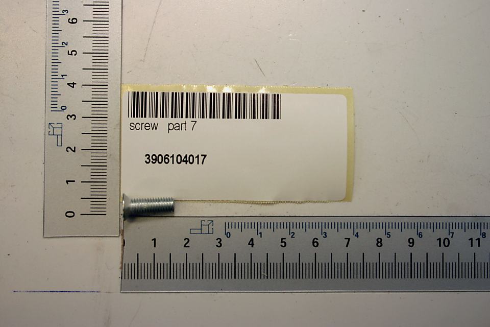 Scheppach-Senkschraube (Teil 7) mit Beschriftung und Barcode, M5x16 verzinkt