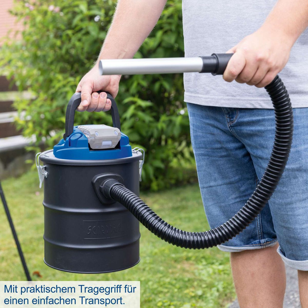 Ergonomischer Traggriff für einfachen Transport des Akku-Aschesaugers