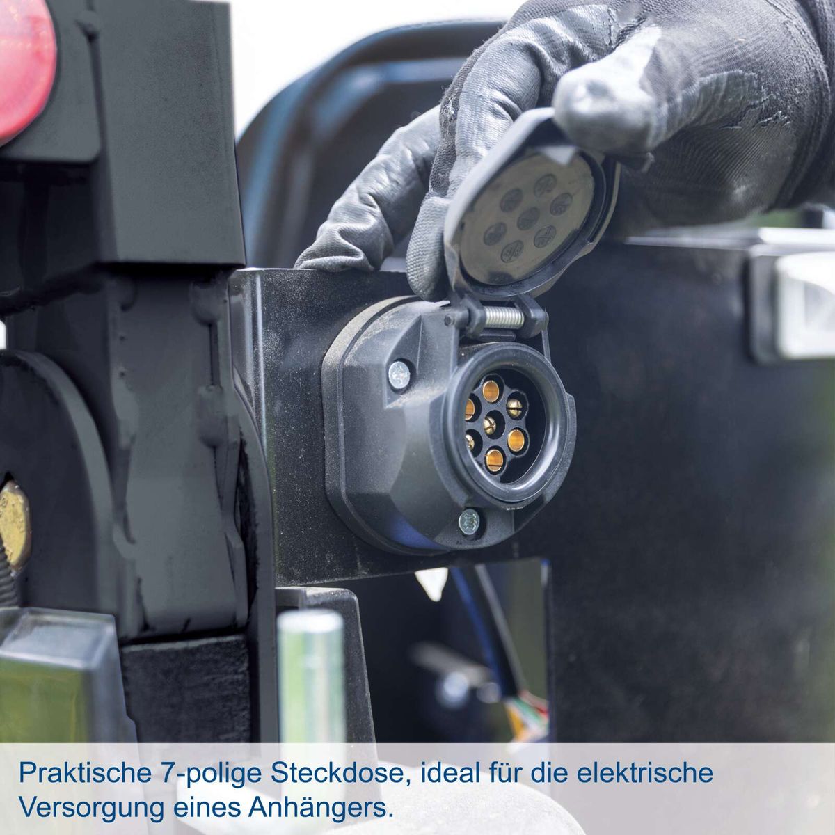 7-polige Steckdose für elektrische Versorgung eines Anhängers, praktische Anwendung auf dem Scheppach-Maschinenwerkzeug