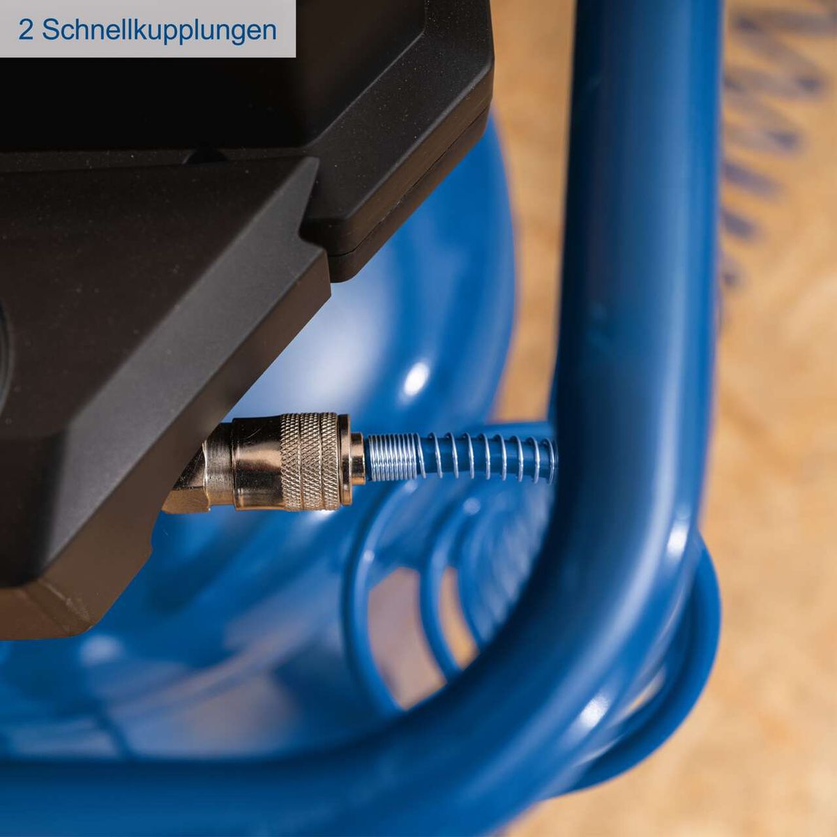 Der Scheppach Kompressor HC85V verfügt über 2 Schnellkupplungen für einfache Anschlüsse.