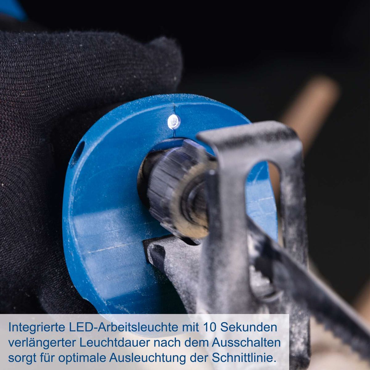 LED-Arbeitsleuchte mit 10 Sekunden verlängertem Leuchtdauer nach Ausschalten für bessere Schnittliniebeleuchtung