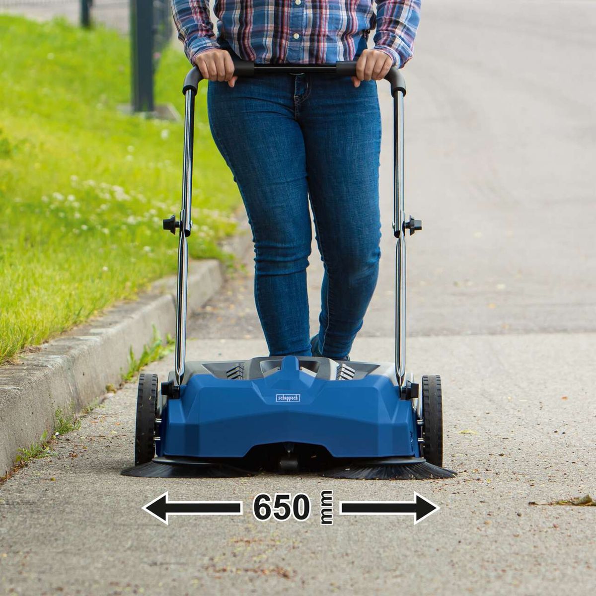 Scheppach Kehrmaschine Trike-S mit 650 mm Breite, mit Handgriff und Arbeitsbreite