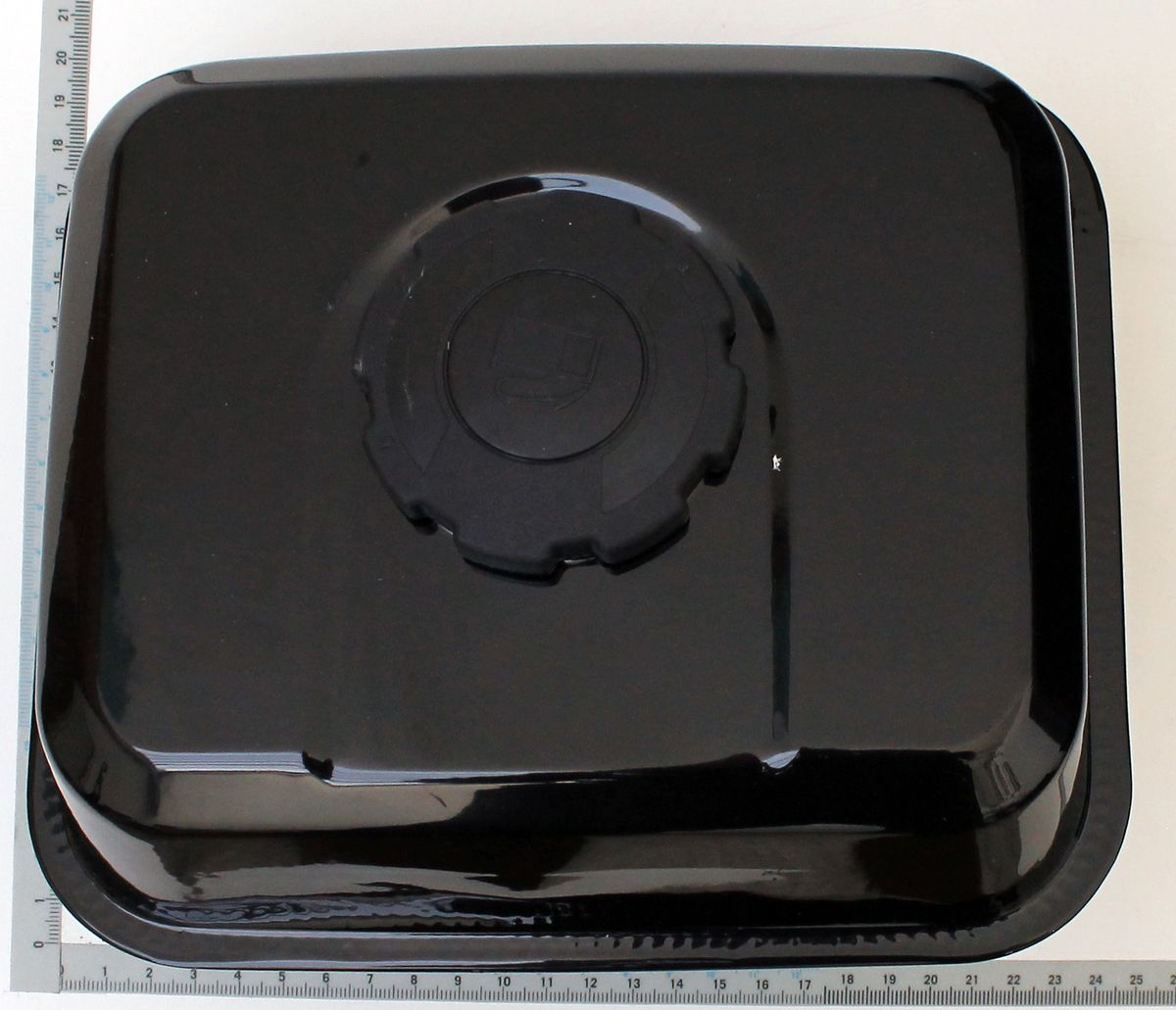 Scheppach-Teil für Tankkomponente mit zentralem Loch und vertiefter Fläche