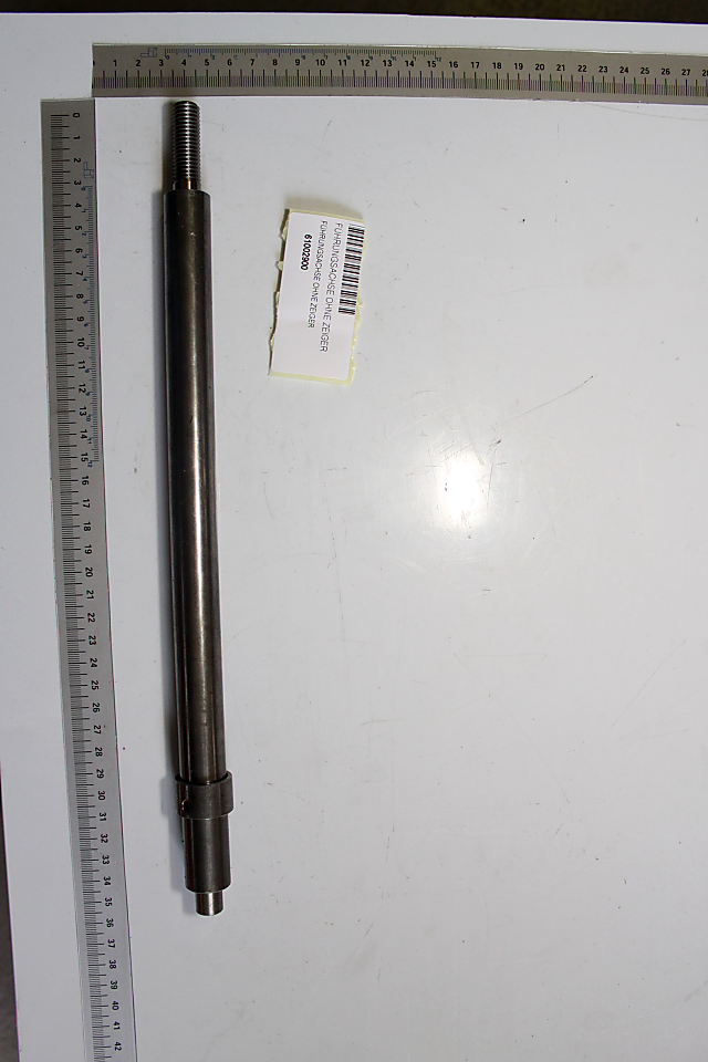 Führungsachse ohne Zeiger, intern_61002900, von vorne fotografiert.