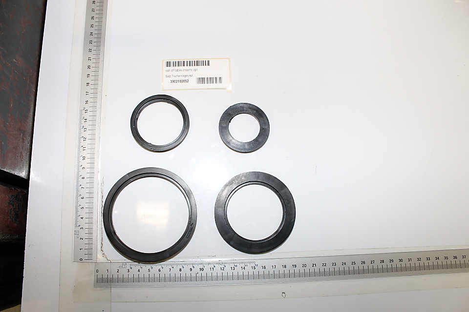 Set aus vier Ringelementen für Tischinserts, Ø32 mm, Ø47 mm, Ø55 mm, Ø75 mm