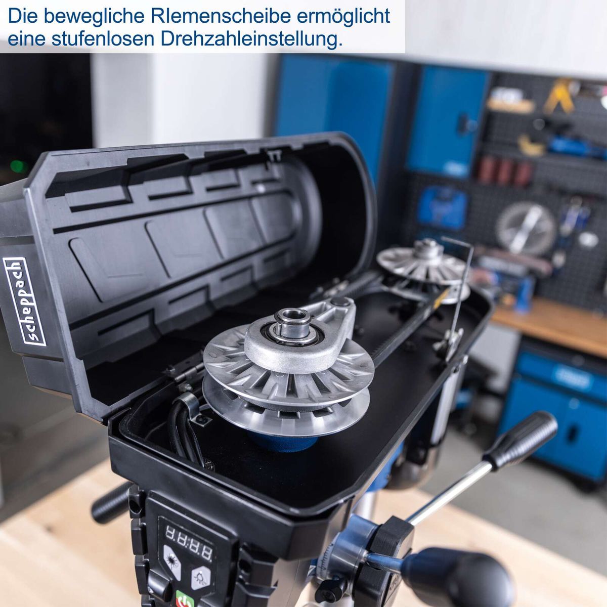 Tischbohrmaschine mit beweglicher Bremscheibe für stufenlose Drehzahlregelung