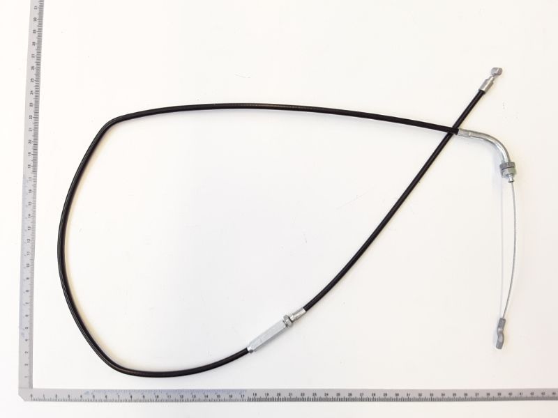 Bowdenzug Einzugsschnecke 1120mm mit Bolzen / Z-Haken, von vorne fotografiert.