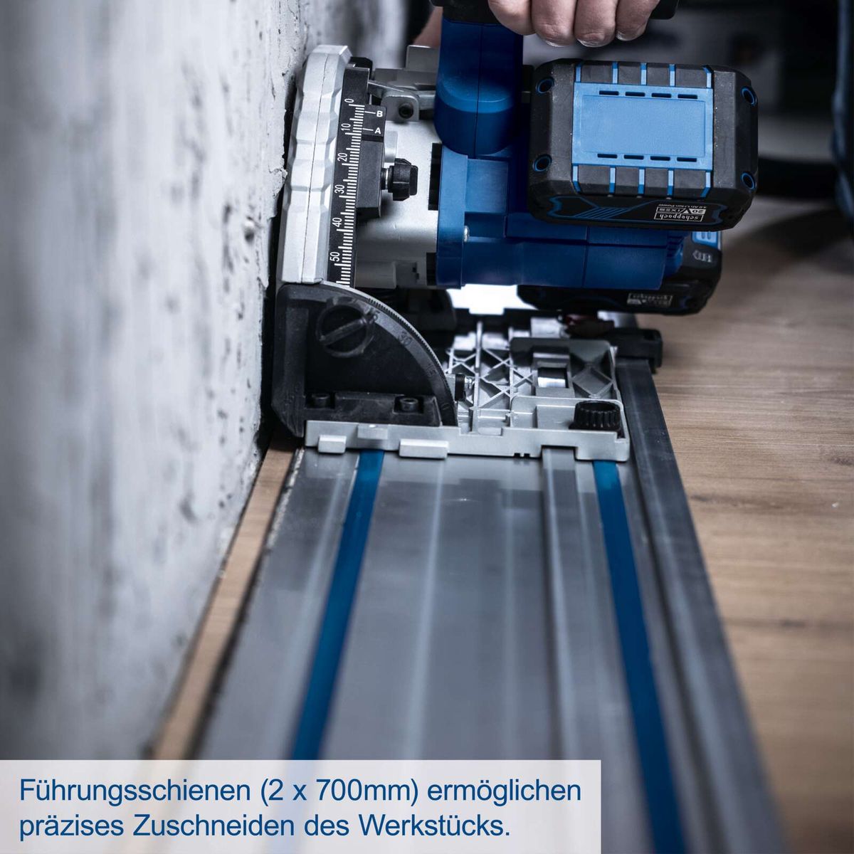 2-fach 700 mm Führungsschienen für präzises Arbeiten mit Scheppach-Akku-Tauchsäge