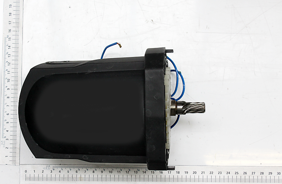 Elektromotor mit integriertem Zahnradantrieb, Teil eines 1,6-kW-Motors (B14)