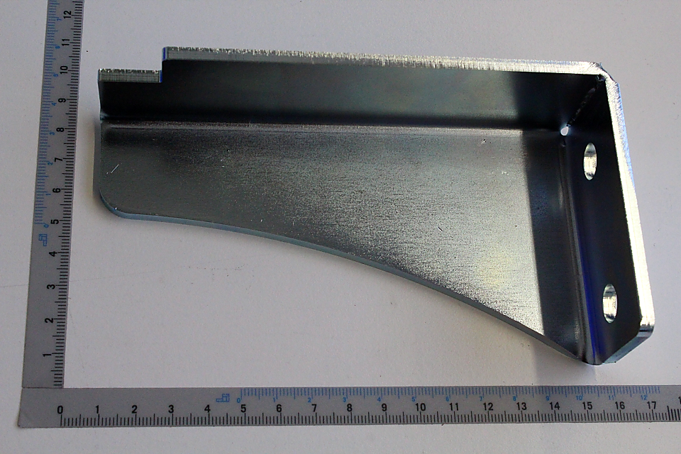 Scheppach-Schaltwinkel mit integriertem Halter für Montageanordnung