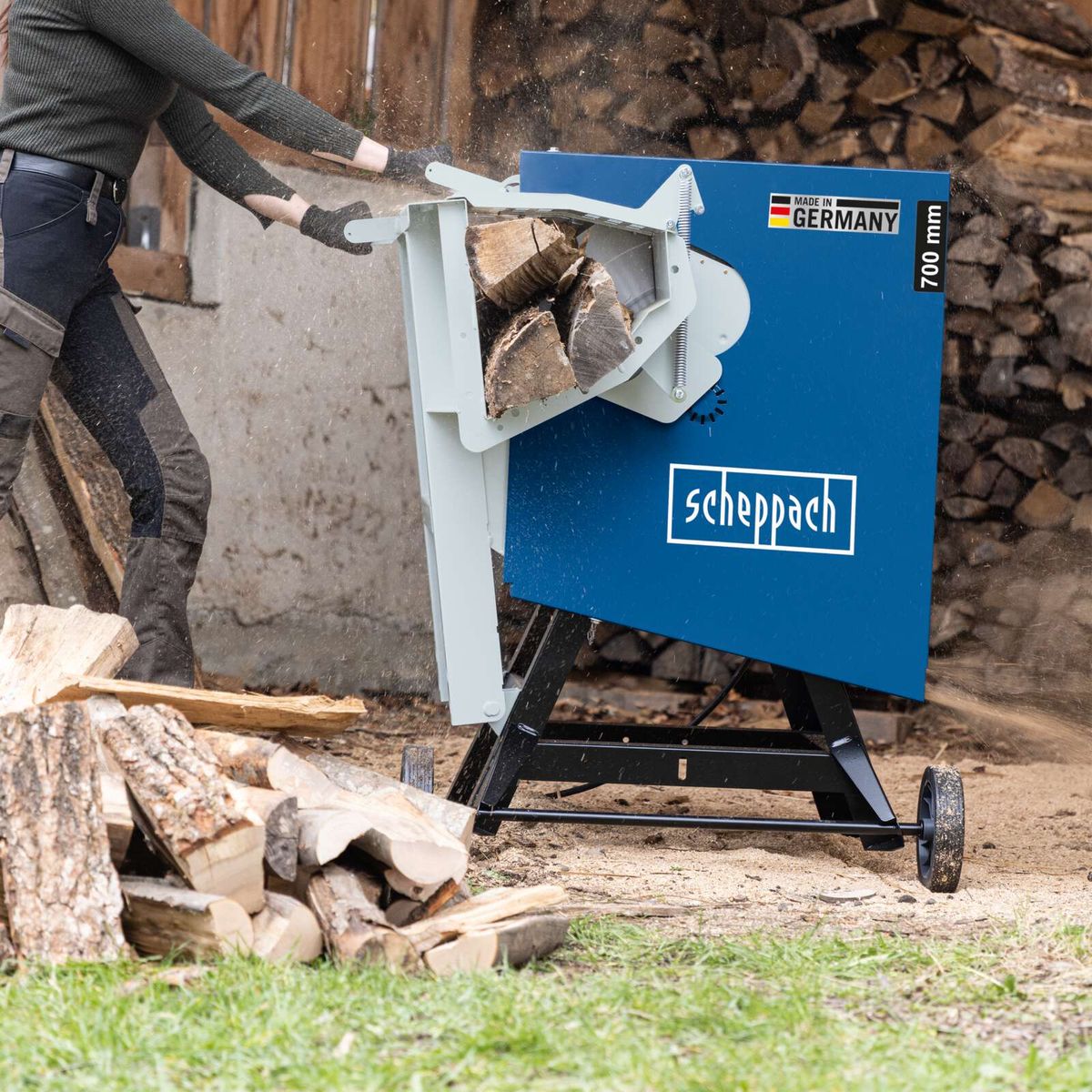 Scheppach-Werkzeug mit 700-mm-Spaltbreite für Holzverarbeitung, Made in Germany