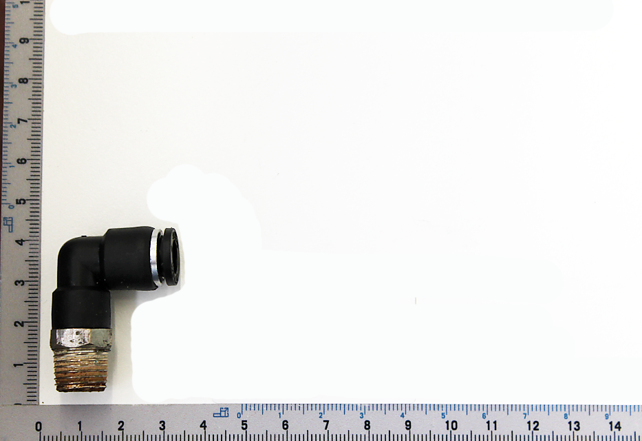 Winkelstück 38 von Scheppach, gezeigt von der Seite mit einem Lineal zur Größenmessung.