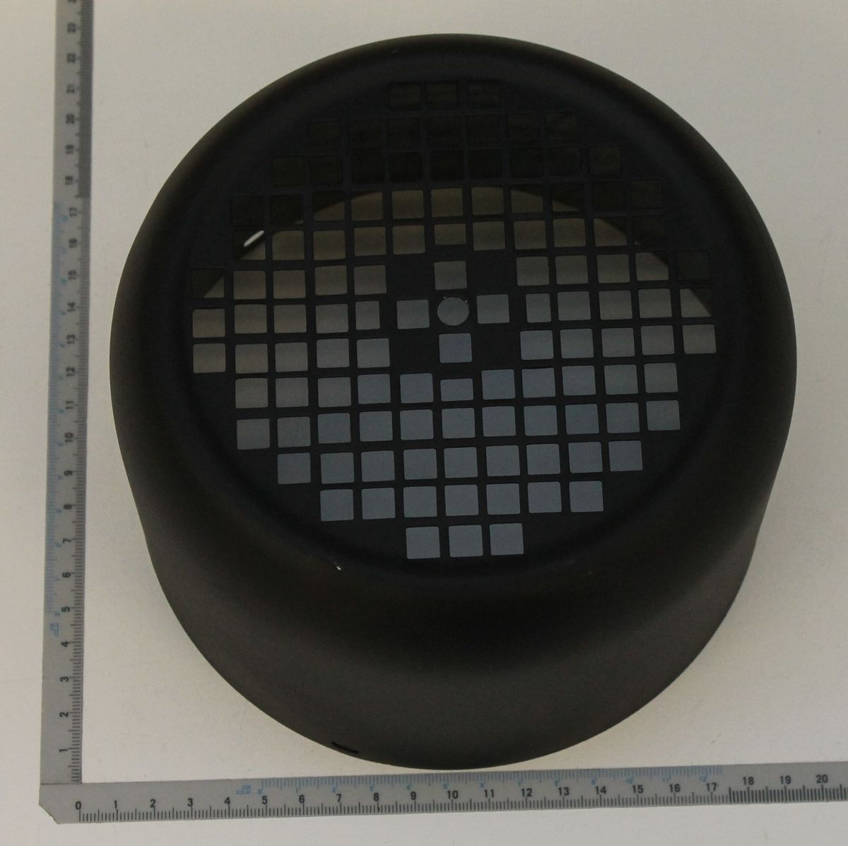 Scheppach-Lüfterhaube mit quadratischem Sensorfeld für Motorabdeckung