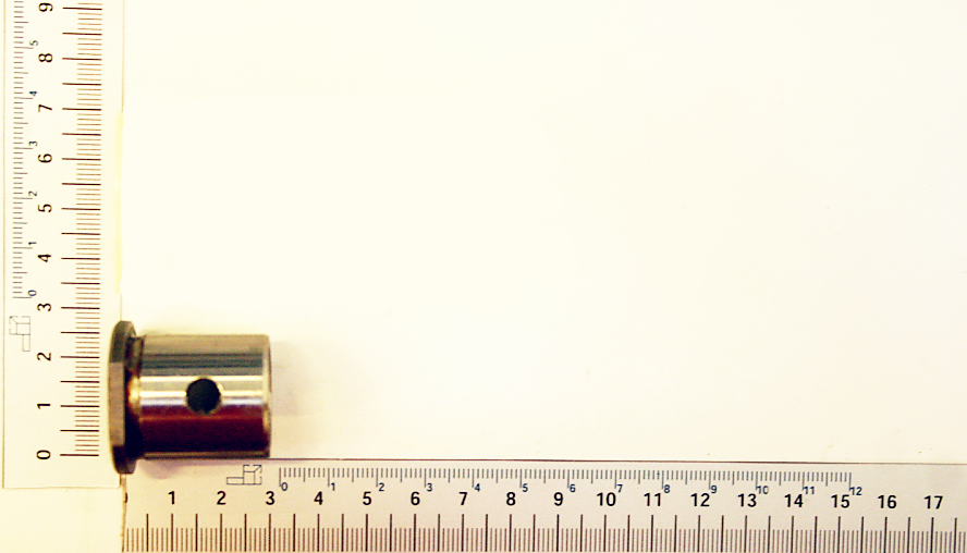 Buchse Ø30x30 von Scheppach. Die Buchse wird von links gezeigt.