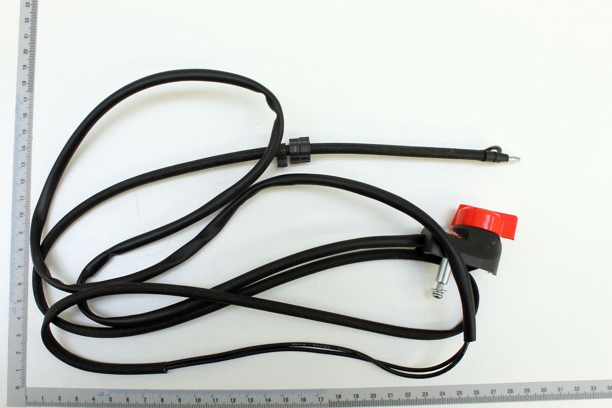 Scheppach-An/Aus-Schalter mit flexiblen Kabeln und Steckverbindern