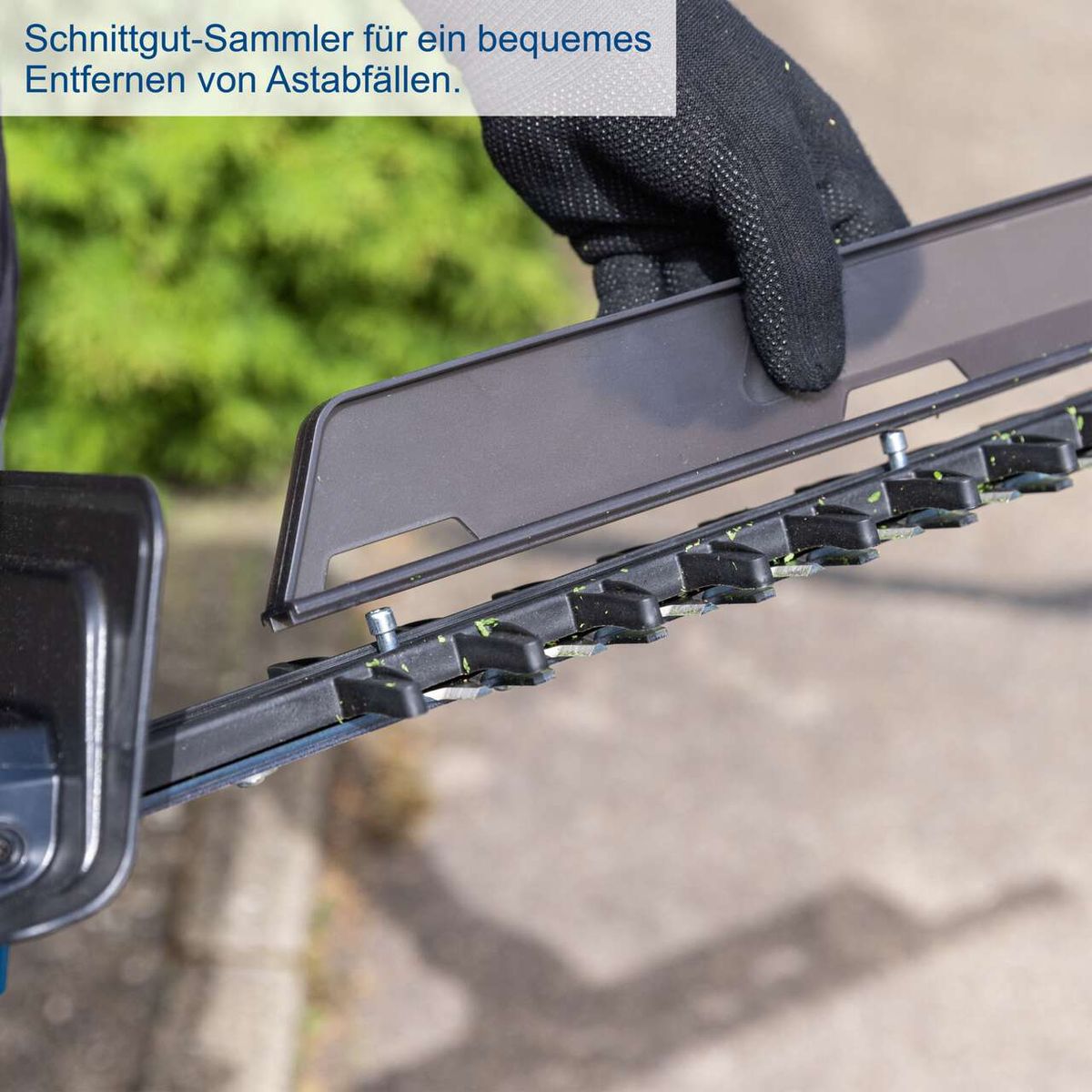 Schnittgut-Sammler für ein bequemes Entfernen von Astabfällen. Ideal für die Scheppach Akku Heckenschere BC-HT720-X.