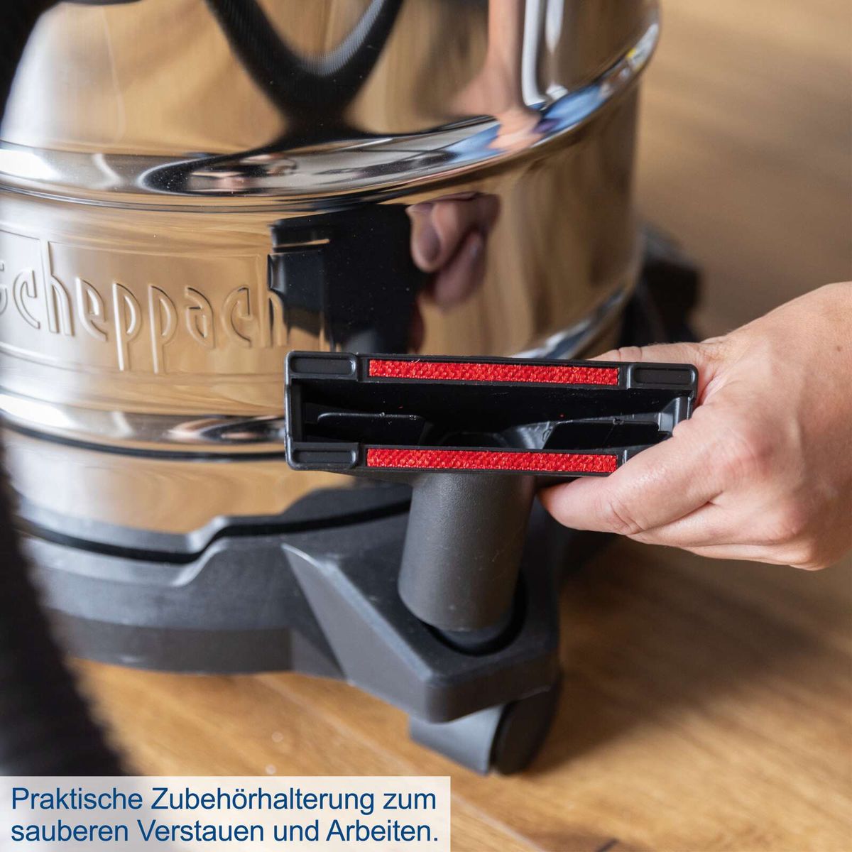 Scheppach-Nass-/Trockensauger mit Akkuhalterung für bessere Organisation und Arbeitserleichterung