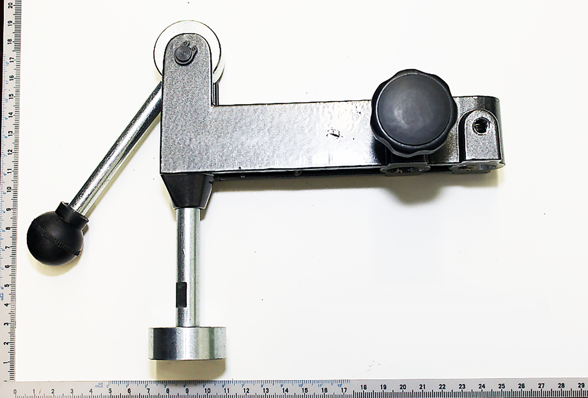 Scheppach-Werkstückspanner mit zwei sphärischen Enden für präzise Halterung