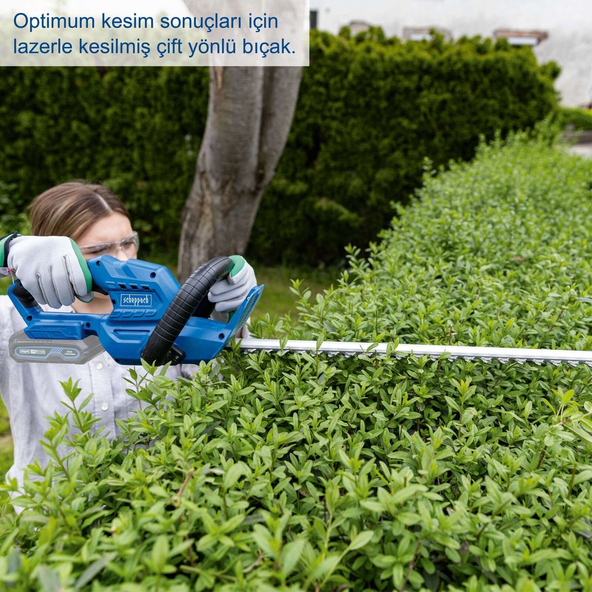 Die Akku-Heckenschere C-HT570-X von Scheppach verfügt über eine Schnittlänge von 510 mm und eine Schnittstärke von 16 mm. Das Schwert hat eine Länge von 560 mm. Ein laserbeschnittenes, doppelseitiges Messer sorgt für optimale Schnittqualität.