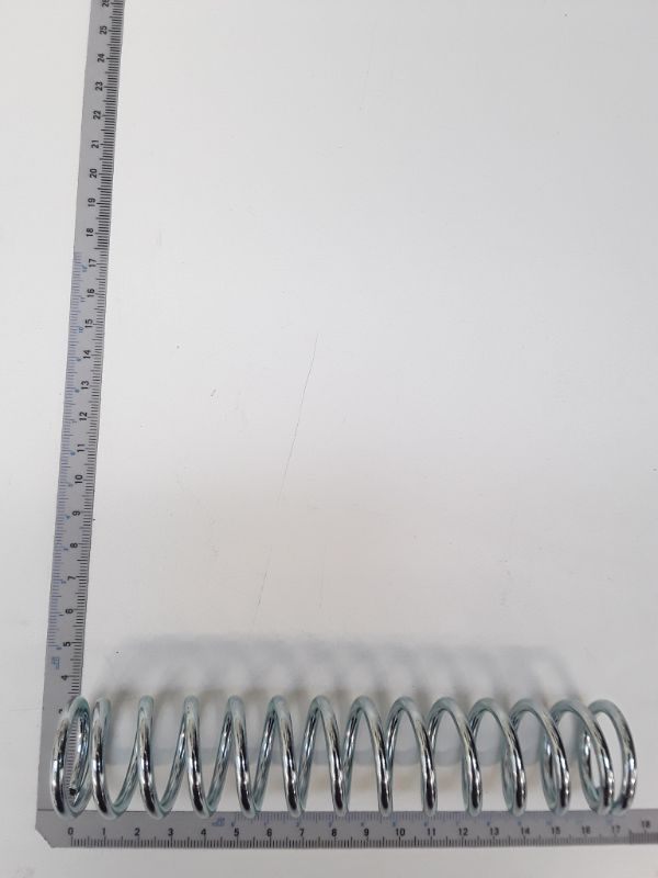 Scheppach-Druckfeder mit 32 mm Durchmesser, spiralförmig gefertigt