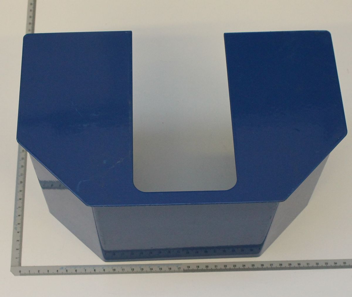 Moebel, Tabelle, Kiste