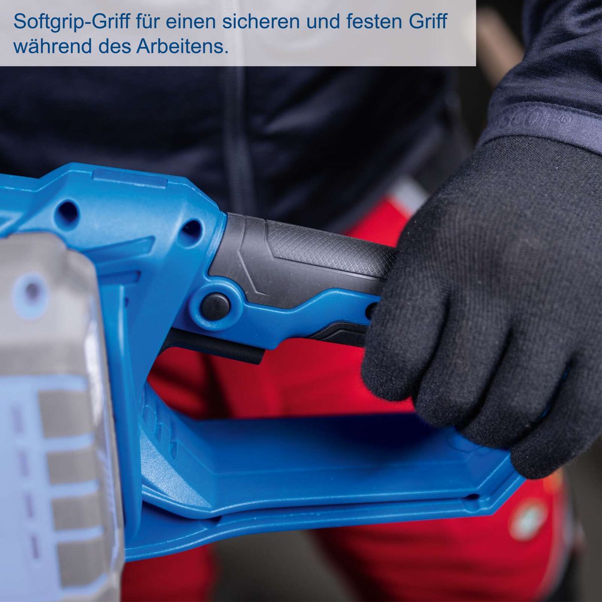 Softgrip für sicheren und festen Halt beim Arbeiten mit der Akku-Kettensäge