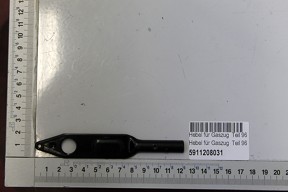 Hebel für Gaszug Teil 96, Artikelnummer 5911208031, gezeigt von der Seite auf weißem Hintergrund.