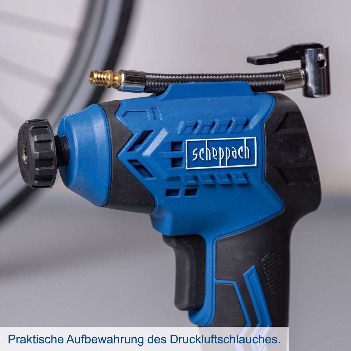 Scheppach Akku-Handkompressor mit praktischer Aufbewahrung des Druckluftschlauches