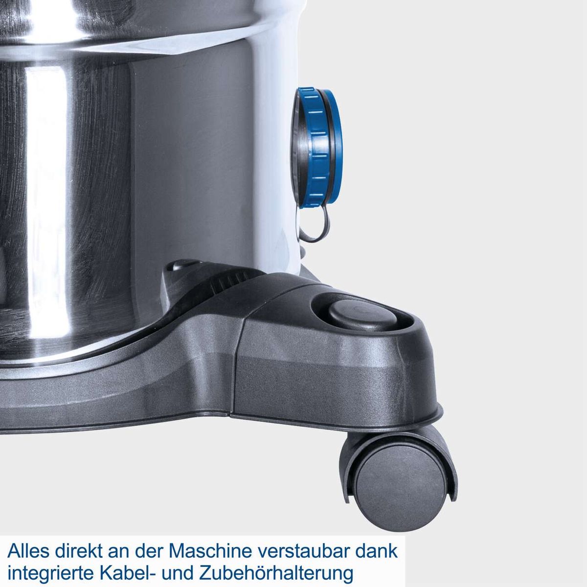 Der Nass-Trockensauger NTS30 Premium von Scheppach bietet integrierte Kabel- und Zubehörhalterung für einfache Aufbewahrung direkt an der Maschine.