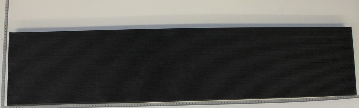 Arbeitstisch 2 222mm breit von Scheppach. Die Vorderseite des Tisches ist gezeigt.