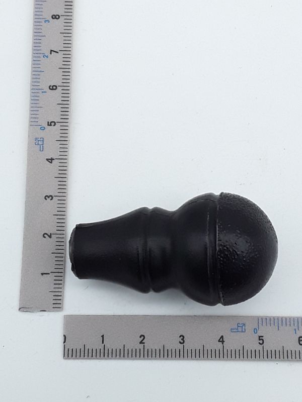 Knauf Ø28 von Scheppach. Gezeigt von der Seite.