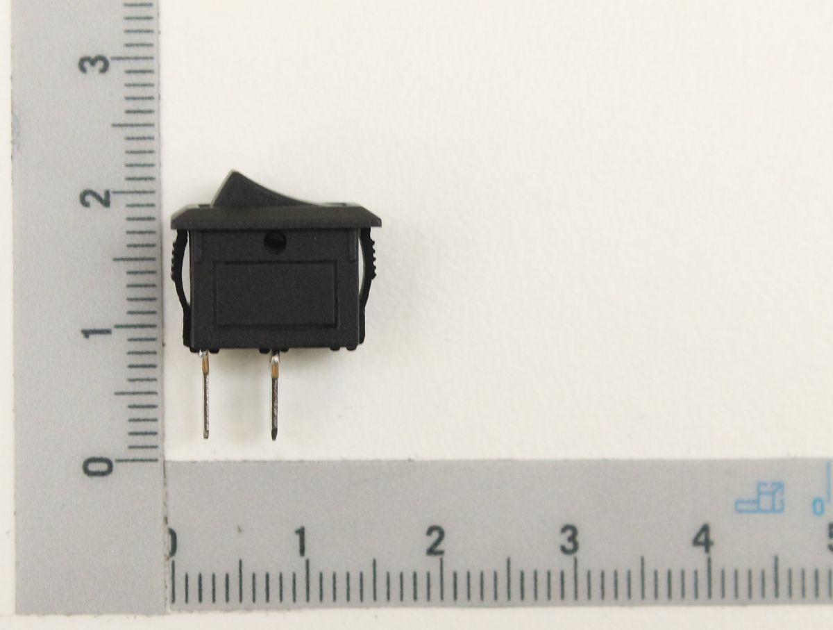 Elektrisches Gerät, Schalter