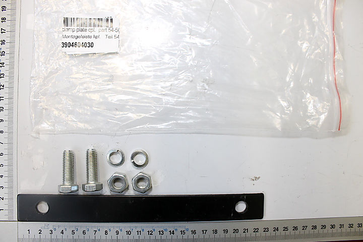 Montageleiste mit integrierten Schrauben, Muttern und Unterlegringen für Scheppach-Produkte